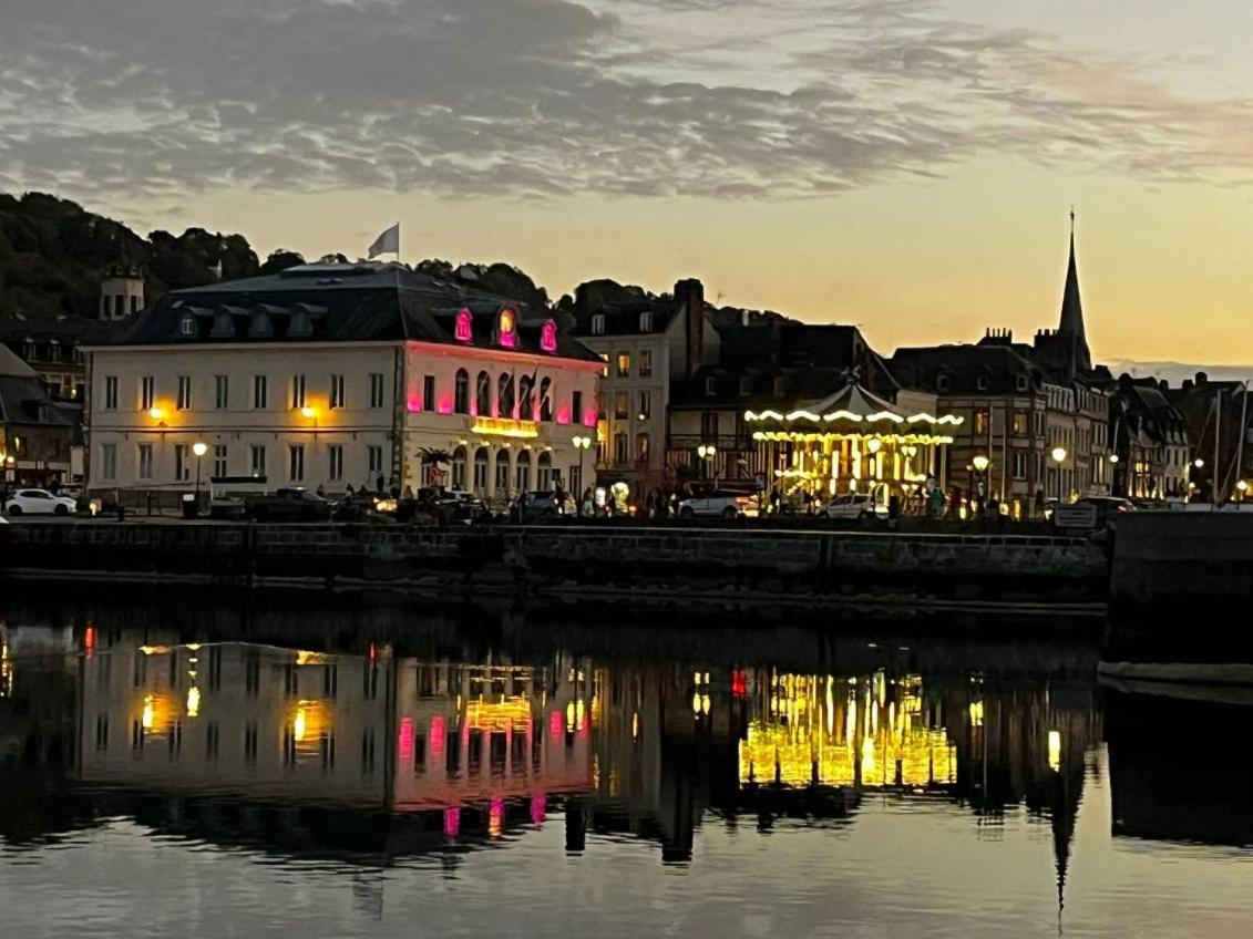 Aux Cottages Du Port Honfleur Exterior foto